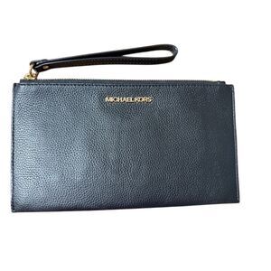Michael Kors Large Pebble Leather Zip Wristlet Clutch Black Gold